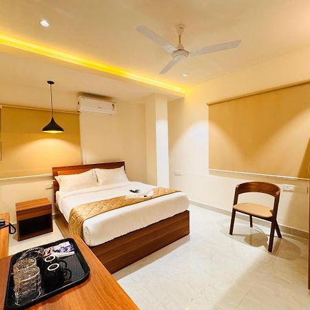 Hotel Star Avenue - Indiranagar 벵갈루루 외부 사진