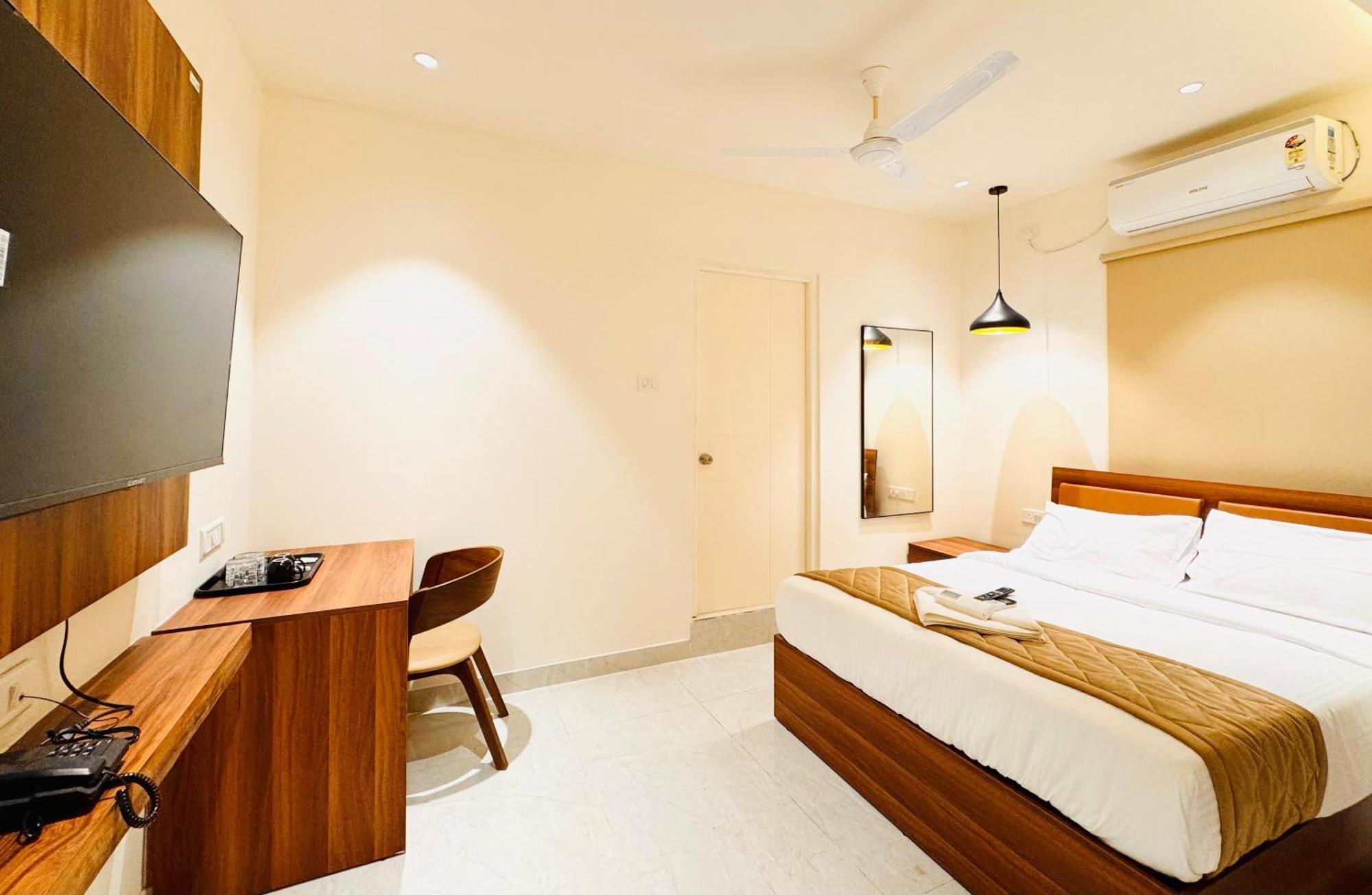 Hotel Star Avenue - Indiranagar 벵갈루루 외부 사진