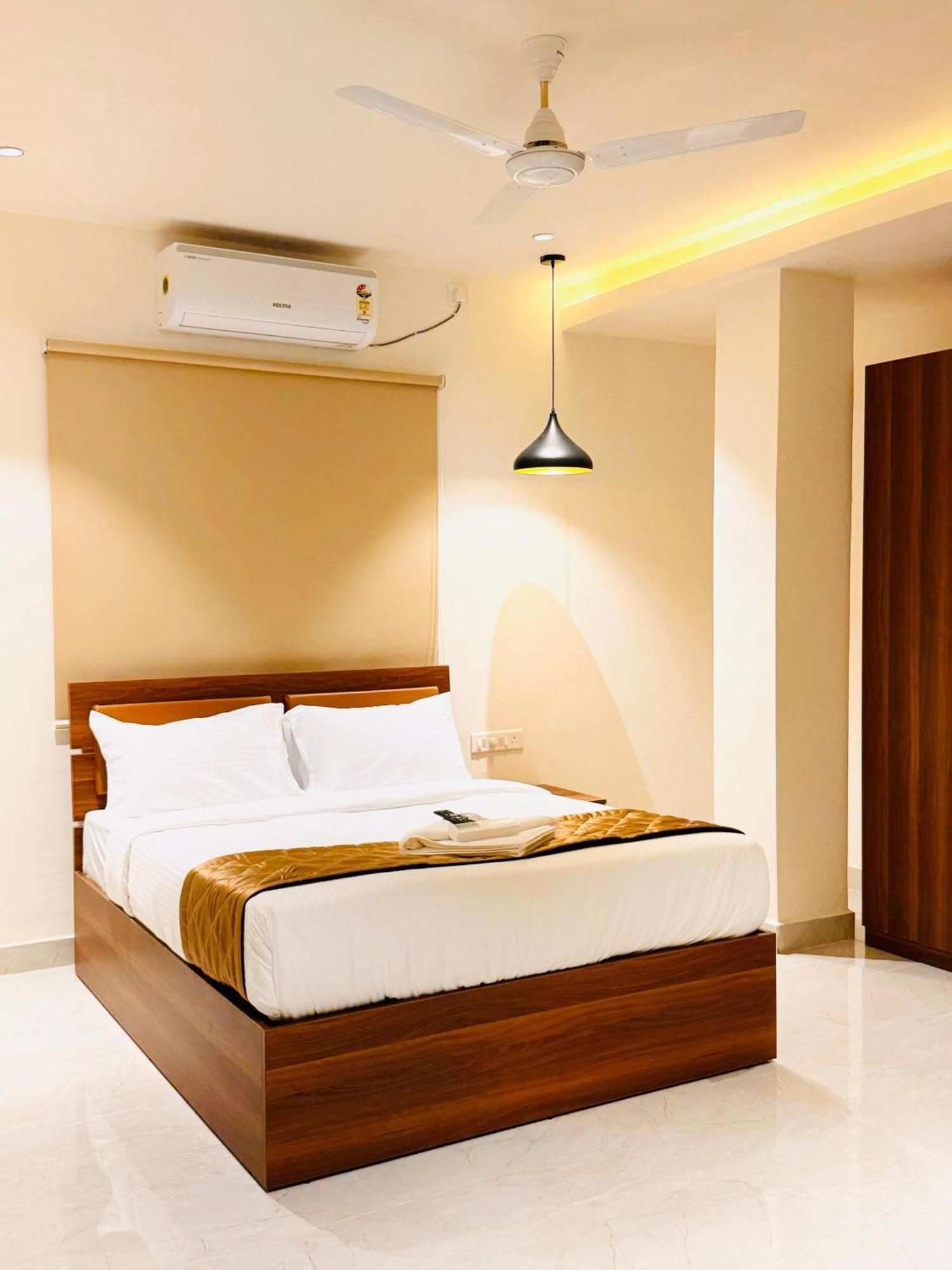 Hotel Star Avenue - Indiranagar 벵갈루루 외부 사진