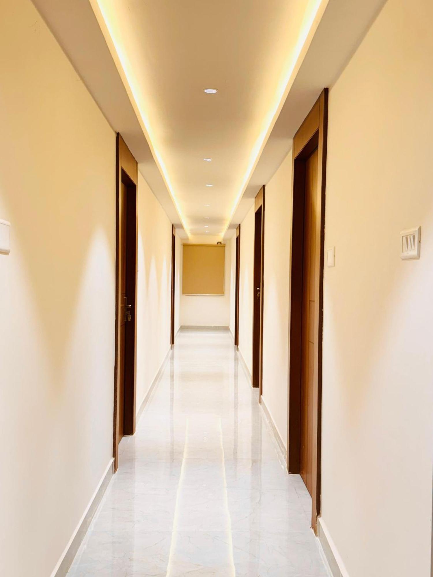 Hotel Star Avenue - Indiranagar 벵갈루루 외부 사진